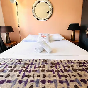 le-cocon-de-labbaye.fr-provencehotel.com/